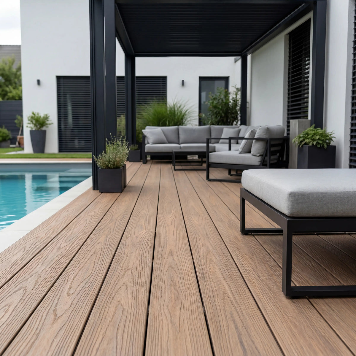 WPC Terrassendiele Hohlkammer Basic Teak
