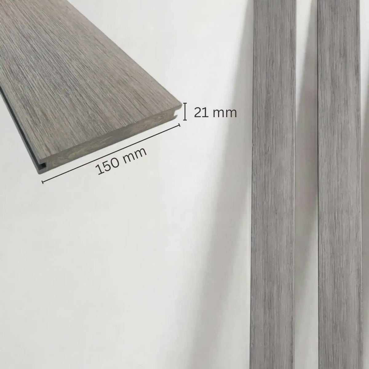 WPC Terrassendiele Massiv Antik Basalt